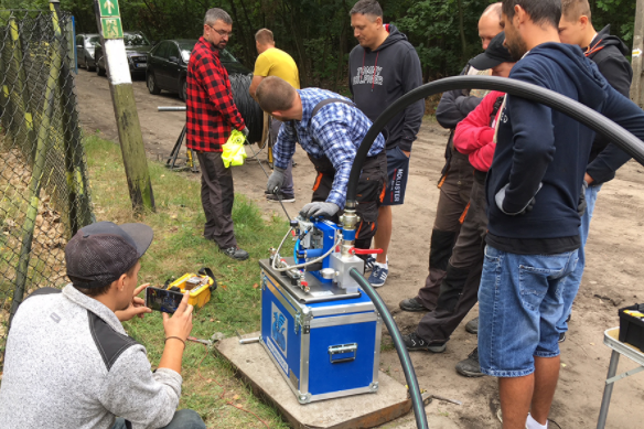 Vantagens da tecnologia de jateamento de cabos de fibra em compara&ccedil;&atilde;o com a extra&ccedil;&atilde;o de cabos(2)