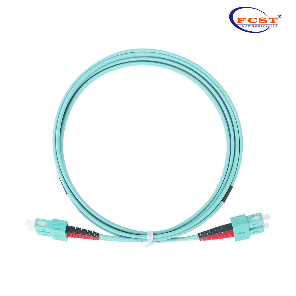 SCUPC-SCUPC DUPLEX OM3 mm 2M PVC 2,0mm Cabo de adesivo de fibra óptica