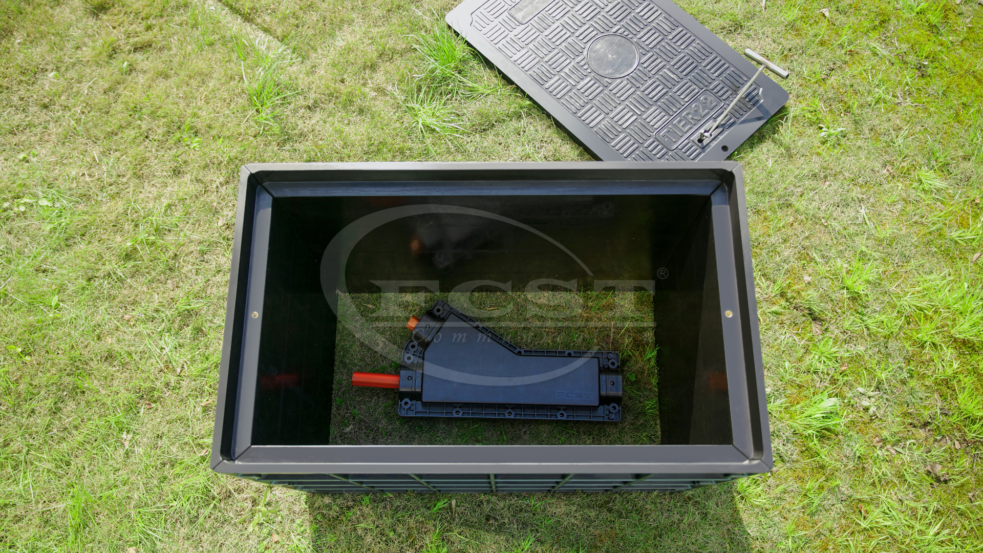 C&acirc;mara de visita das telecomunica&ccedil;&otilde;es do alt FCST