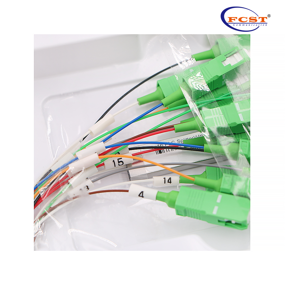 1*16 Tipo de tubo de aço PLC Splitter com conector SCAPC