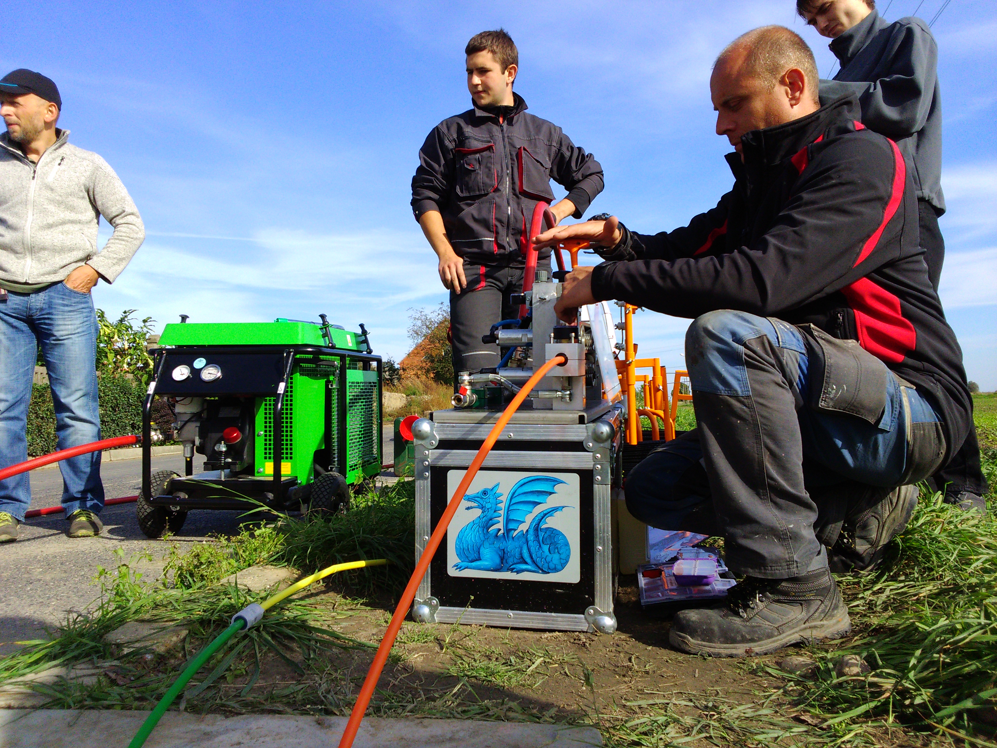 Solução de instalação de cabos subterrâneos FCST