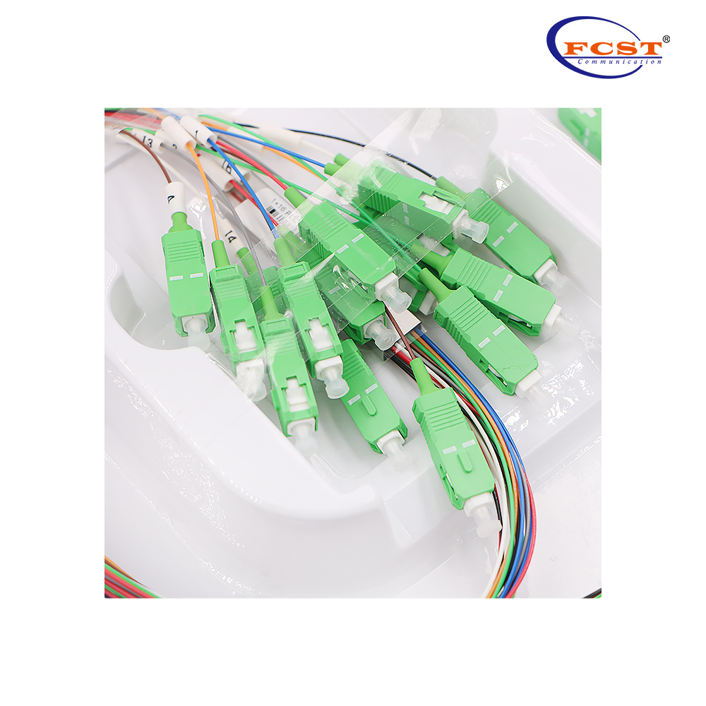 1*16 Tipo de tubo de aço PLC Splitter com conector SCAPC