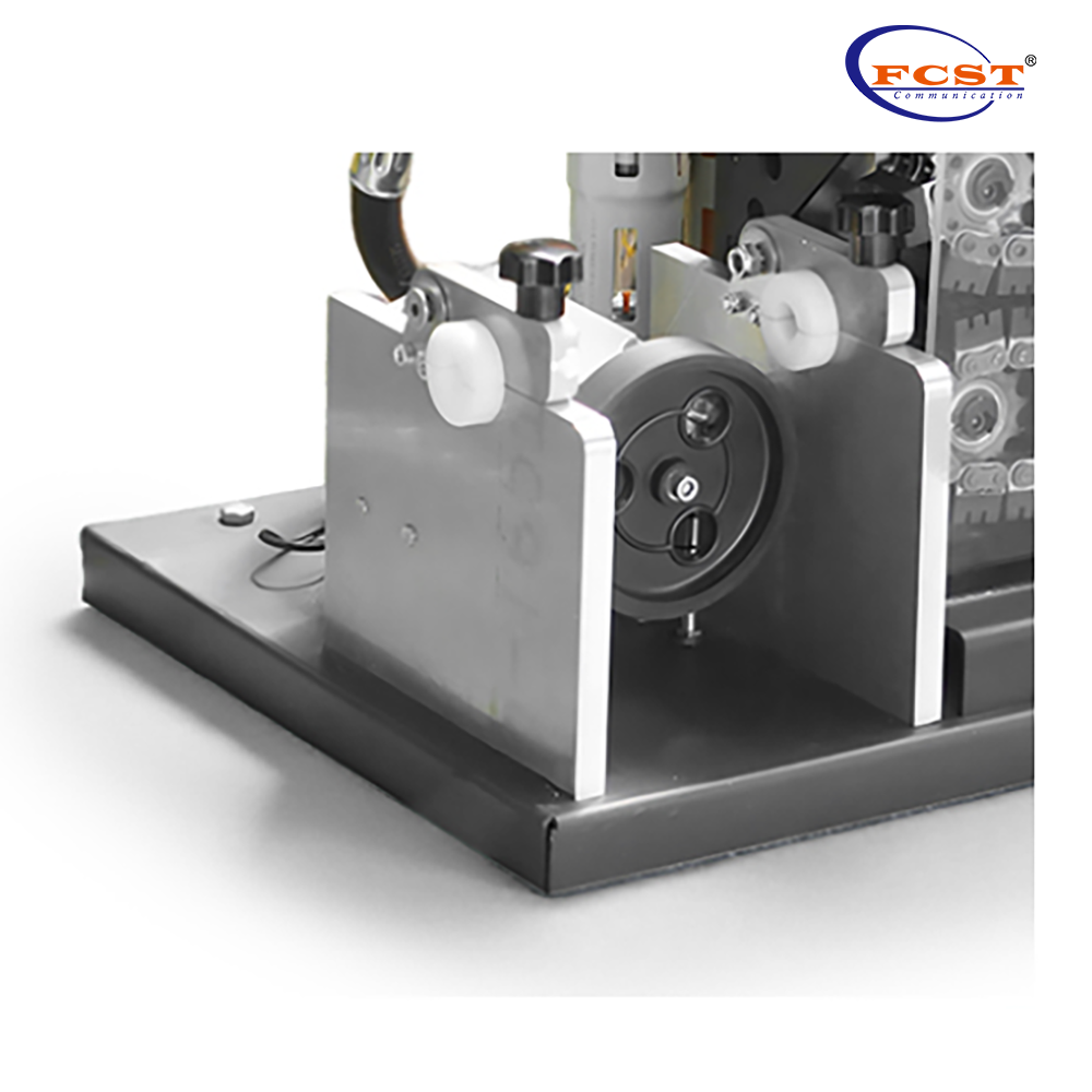 Máquina sopradora de fibra MikroJet05