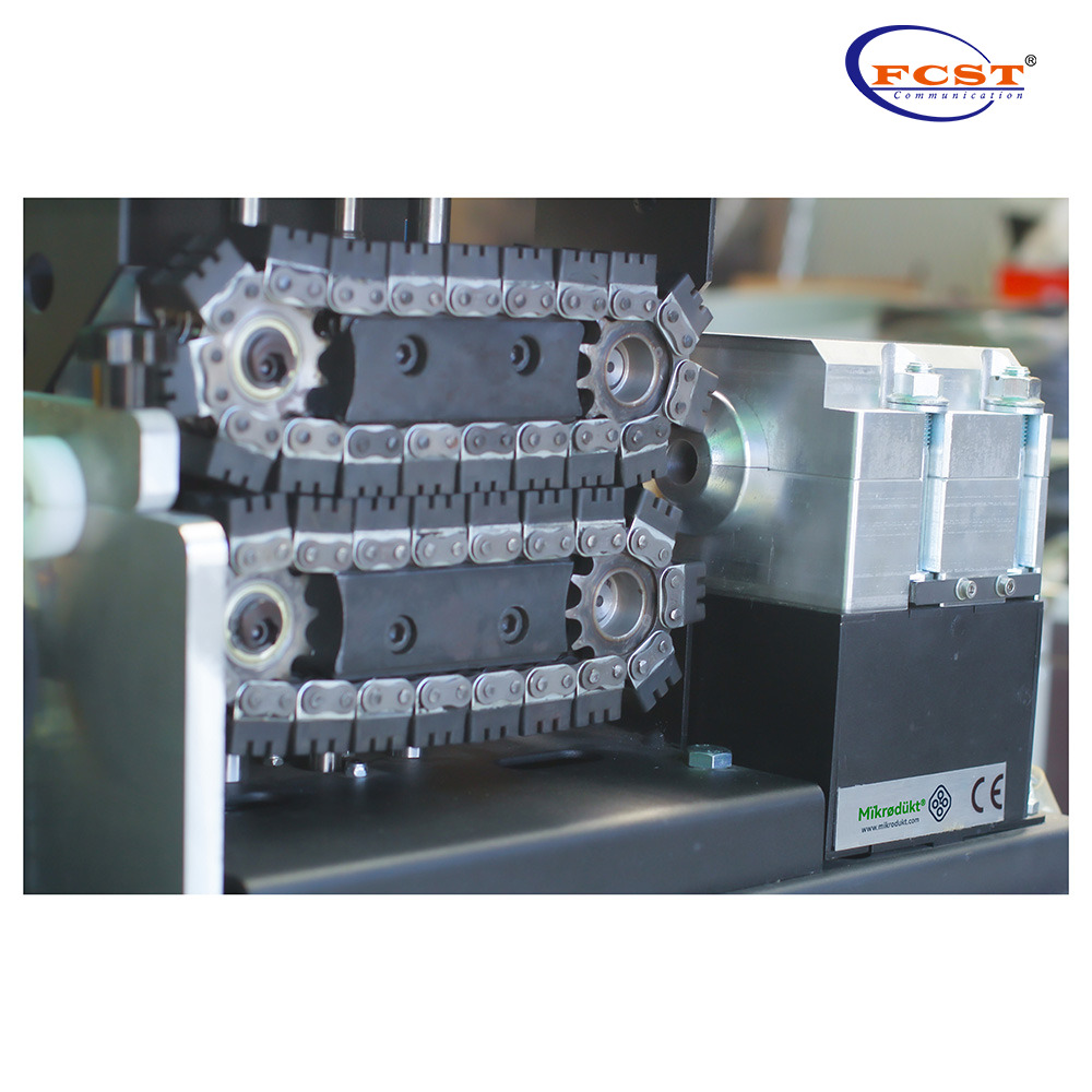 Máquina sopradora de fibra MikroJet05